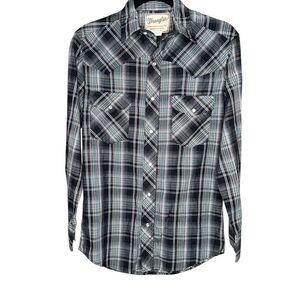 Wrangler Men's Blue and Black Plaid Button Down Shirt